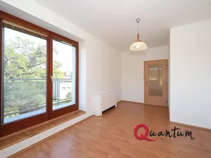 Pronájem rodinného domu, Praha - Kyje, Krčínovo náměstí, 126 m2