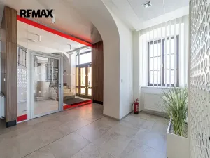 Prodej obchodního prostoru, Králíky, 5. května, 519 m2
