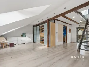 Prodej rodinného domu, Ivančice, Jana Schwarze, 210 m2