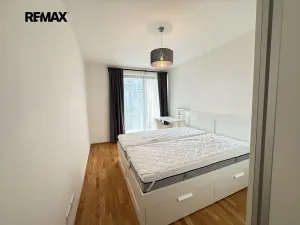Pronájem bytu 2+kk, Praha - Modřany, Mezi vodami, 64 m2