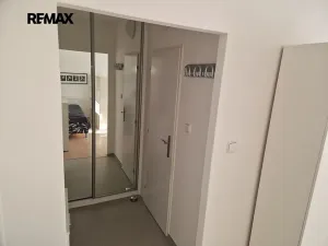 Pronájem bytu 1+1, Praha - Střížkov, Rumburská, 26 m2