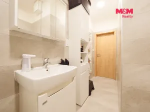 Prodej bytu 3+kk, Odolena Voda, K Cukrovaru, 76 m2