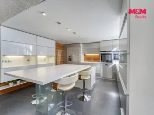 Prodej atypického bytu, Plzeň - Jižní Předměstí, Skrétova, 88 m2
