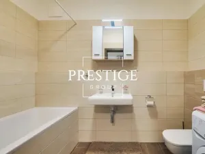 Pronájem bytu 2+kk, Praha - Karlín, U Mlýnského kanálu, 59 m2