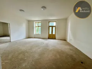Prodej komerční nemovitosti, Městec Králové, T. G. Masaryka, 2550 m2