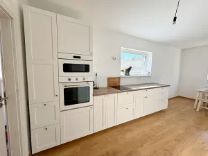 Prodej rodinného domu, Stříbrná Skalice, osada Na Hradcích, 158 m2