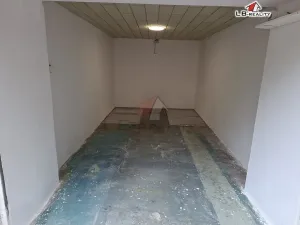 Pronájem garáže, Kolín, Tyršova, 21 m2