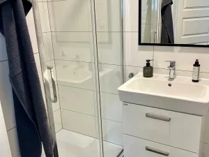 Pronájem bytu 2+kk, Praha - Bubeneč, Sládkova, 45 m2