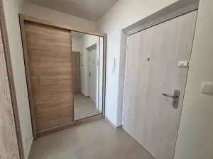 Pronájem bytu 1+kk, Uherské Hradiště, Zahrádky, 32 m2