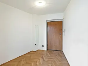 Prodej bytu 2+kk, Praha - Vršovice, Černomořská, 63 m2