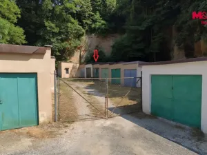 Prodej garáže, Praha, Pod Petřinami, 18 m2
