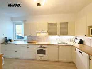 Prodej rodinného domu, Líbeznice, Karla Hynka Máchy, 180 m2
