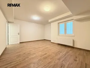Pronájem vily, Praha - Nebušice, Na Malé Šárce, 302 m2