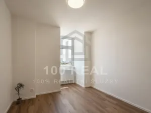 Pronájem bytu 2+kk, Pardubice, třída Míru, 52 m2