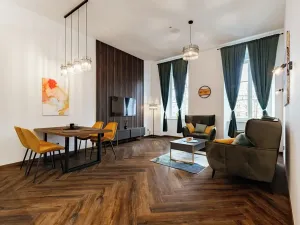 Prodej bytu 2+kk, Horní Planá, Náměstí, 47 m2
