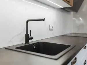 Prodej bytu 2+kk, Horní Planá, Náměstí, 47 m2