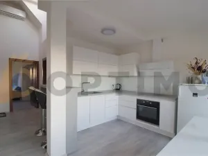 Pronájem bytu 2+1, Praha - Žižkov, Cimburkova, 60 m2