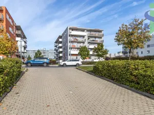 Prodej garážového stání, Praha - Háje, Loosova, 19 m2