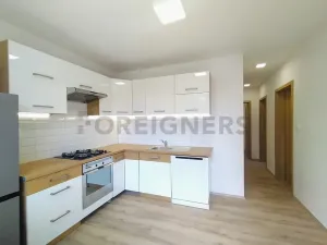Pronájem bytu 2+1, Brno, Zborovská, 52 m2