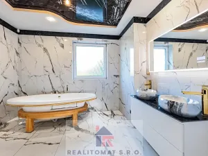 Pronájem rodinného domu, Praha - Komořany, Pod lesem, 325 m2