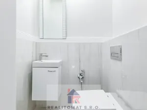Prodej bytu 4+kk, Praha - Komořany, Pod lesem, 266 m2