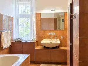 Pronájem bytu 4+1, Praha - Strašnice, Běchovická, 138 m2