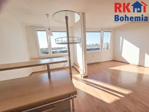 Pronájem bytu 3+1, Praha - Prosek, Vysočanská, 84 m2