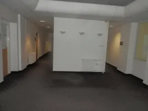 Pronájem kanceláře, Hradec Králové, Československé armády, 26 m2