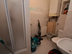 Pronájem obchodního prostoru, Chrudim, Štěpánkova, 120 m2