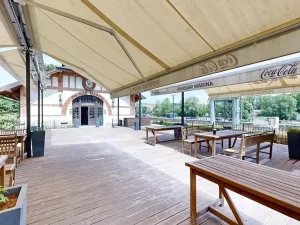 Dražba restaurace, Praha - Holešovice, Jankovcova, 1096 m2