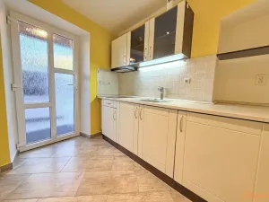 Pronájem bytu 2+1, Holubice, V Průhonu, 50 m2