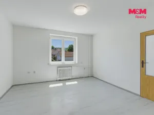 Prodej bytu 3+1, Slavětín, Nádražní, 64 m2