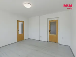 Prodej bytu 3+1, Slavětín, Nádražní, 64 m2