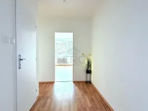 Prodej bytu 2+kk, Libčice nad Vltavou, Pod Saharou, 45 m2