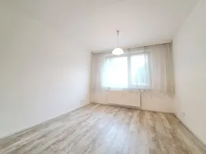 Pronájem bytu 1+kk, Zlín, Větrná, 27 m2