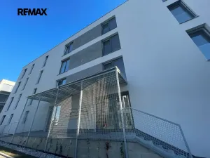 Pronájem bytu 2+kk, Plzeň, Rubínová, 66 m2