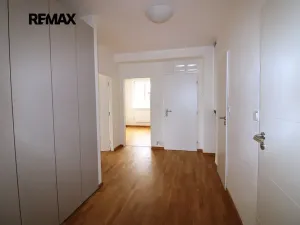 Pronájem bytu 4+kk, Jeneč, Lidická, 102 m2