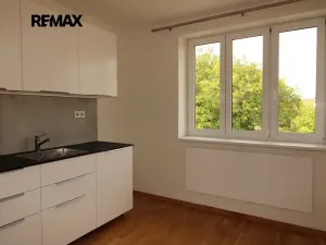 Prodej bytu 4+kk, Jeneč, Lidická, 102 m2