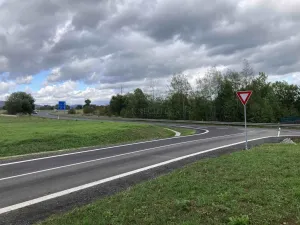 Prodej pozemku, Ostrov, Hroznětínská, 697 m2