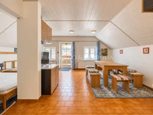 Prodej ubytování, Strachotín, Sklepní, 285 m2