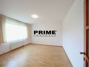 Pronájem kanceláře, Praha, Na cípu, 440 m2