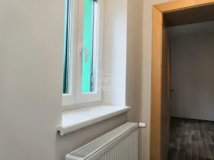 Pronájem bytu 2+kk, Pardubice, Okružní, 46 m2