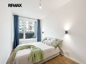 Pronájem bytu 2+kk, Praha - Vysočany, Pod Harfou, 55 m2