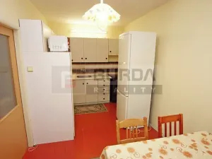 Pronájem bytu 3+1, Neratovice, 68 m2