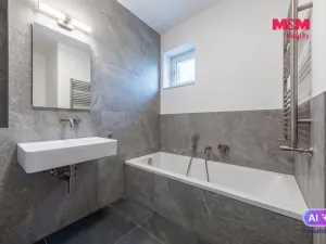 Prodej rodinného domu, Sadská, Pražská, 210 m2