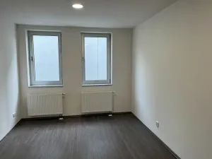 Pronájem bytu 2+kk, Liberec, Pražská, 45 m2