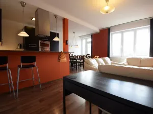 Pronájem bytu 2+kk, Praha - Vršovice, Vršovická, 77 m2