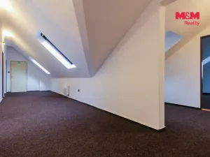 Pronájem kanceláře, Jeseník, nám. Svobody, 40 m2