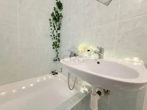 Prodej bytu 1+kk, Brno - Bohunice, Okrouhlá, 33 m2