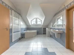Prodej rodinného domu, Praha - Klánovice, Jeníkovická, 260 m2